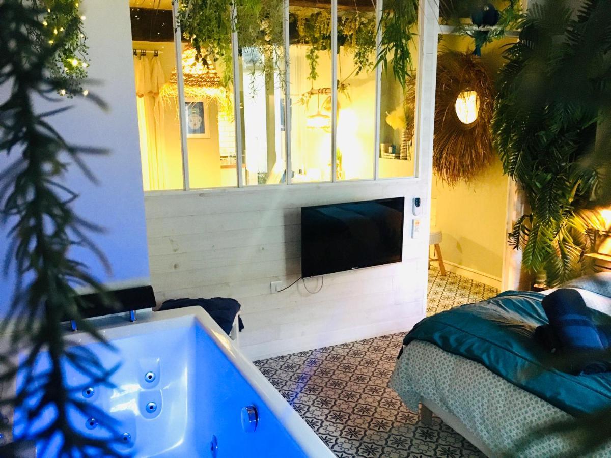 Me And Mrs Jones Suite Jacuzzi Hypercentre Montpellier Exterior photo